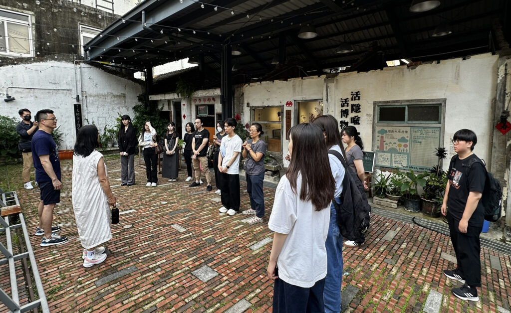 展覽｜2025國立陽明交通大學「生物科技藝術」課程期末聯展 《生物Ｘ科技Ｘ藝術——思辨的變異株》